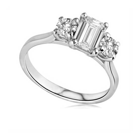 1.63ct VS1/D Emerald and Round Natural Diamond Trilogy Ring