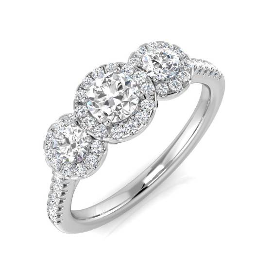 0.73ct SI2/G Round cut Natural Diamond 3 Stone Ring in Platinum
