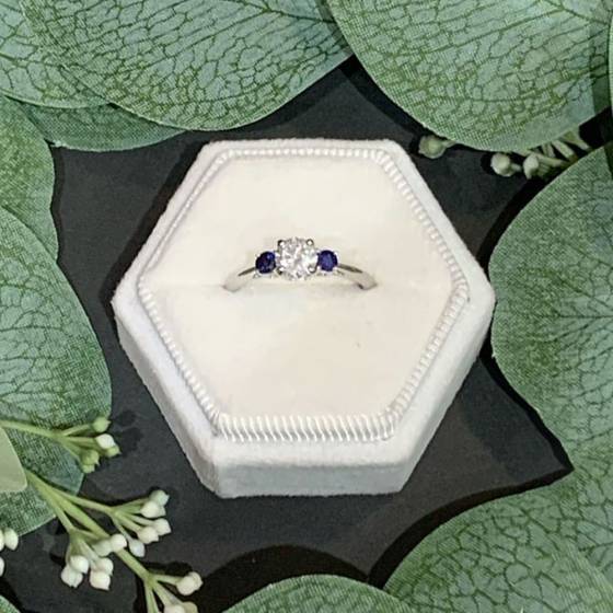 1.00ct SI1/F Round Natural Diamond and Sapphire Ring