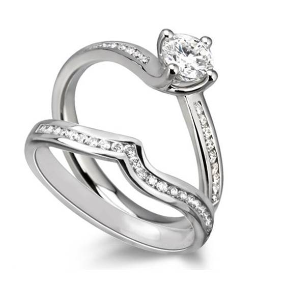 Round Diamond Shoulder Set Ring With Matching Band