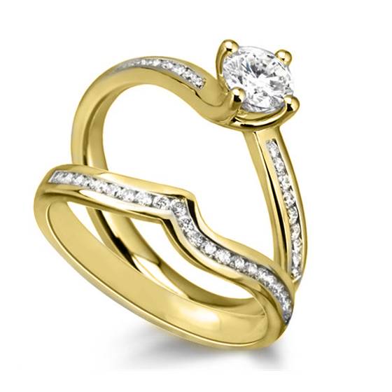 Round Diamond Shoulder Set Ring With Matching Band