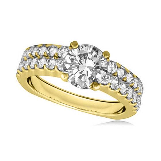 Round Diamond Shoulder Set Ring With Matching Band
