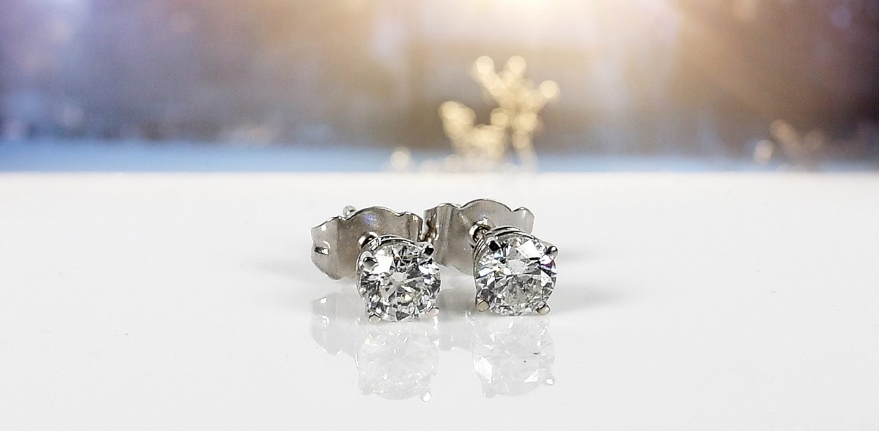 12 Stunning Diamond Stud Earrings under £500