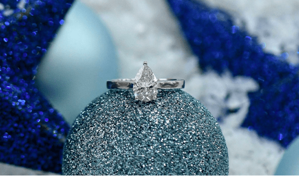 Where to Propose in Brighton for Your Christmas Engagement Proposal