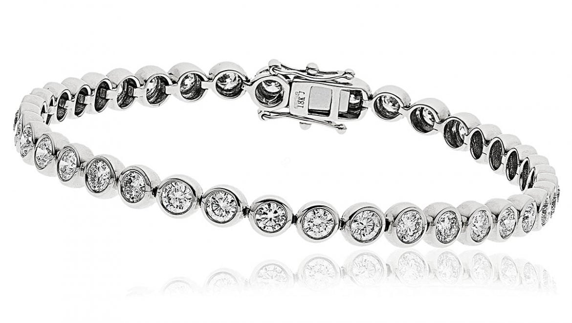 How to choose a diamond bracelet