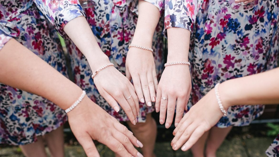 Guide to bridesmaid jewellery