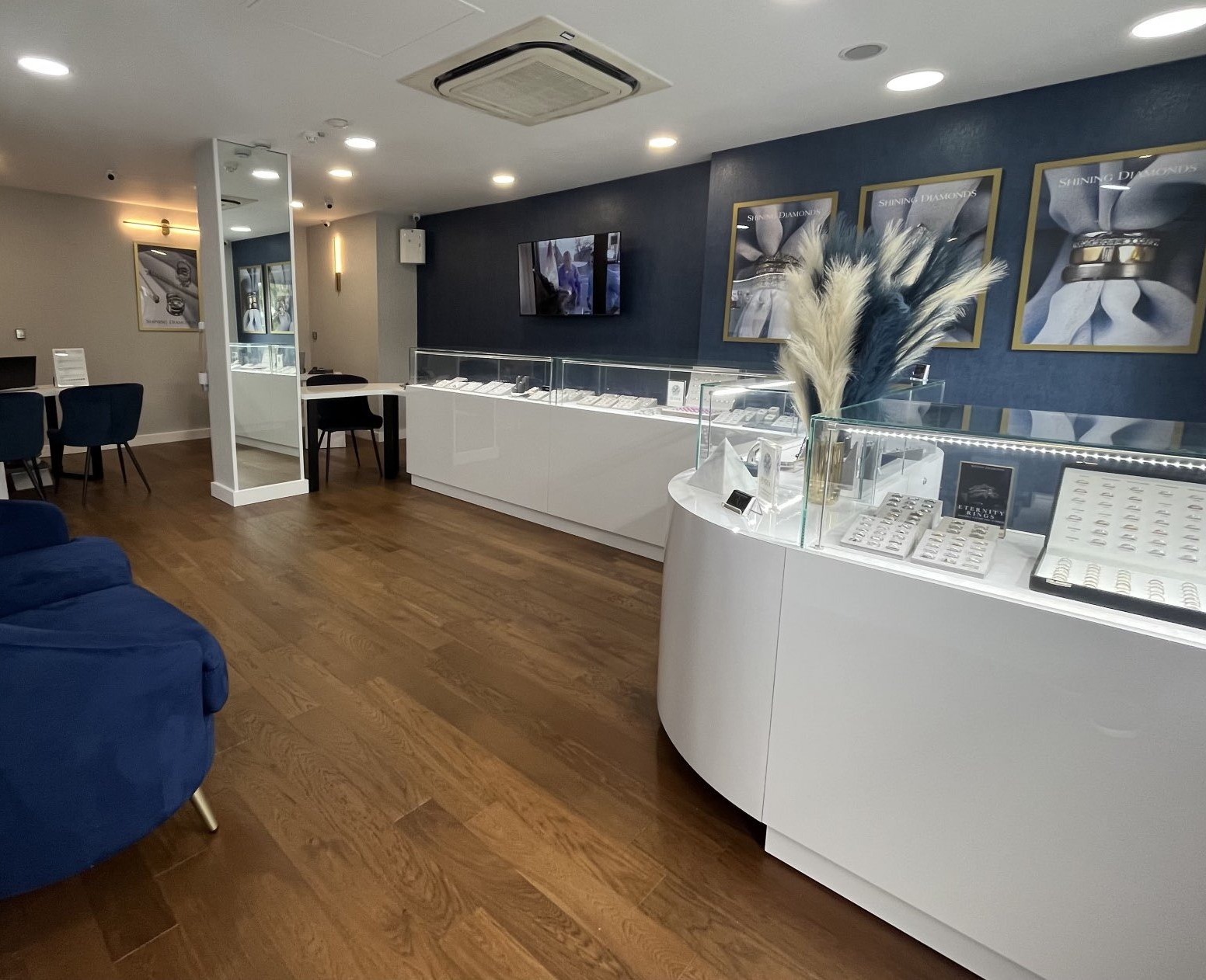 Birmingham Store - Shining Diamond