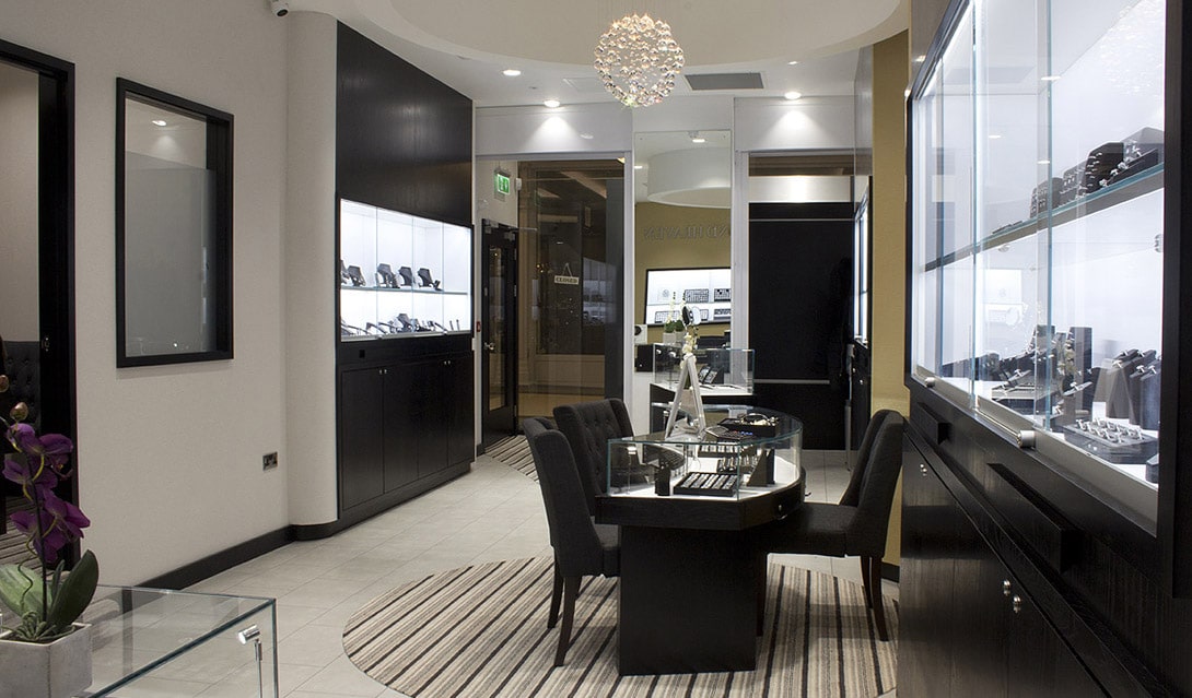 Southampton Store - Shining Diamonds