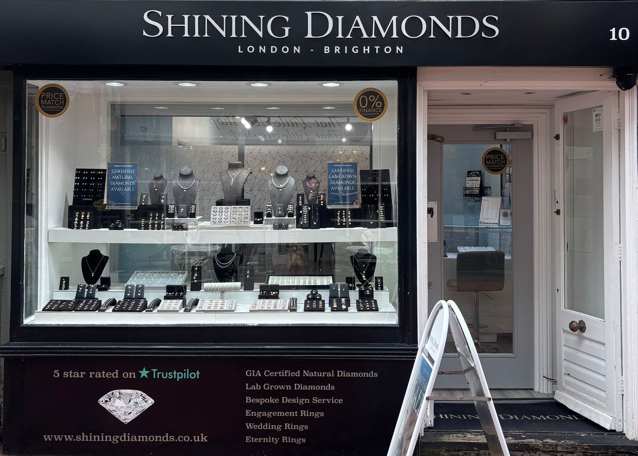 Brighton Store - Shining Diamonds
